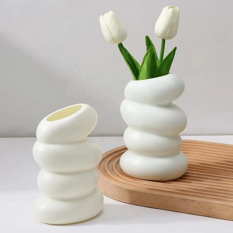 Kitchen Appliances In White - 1PC Plastic Spiral White Vase Nordic